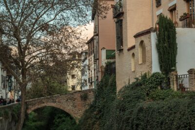 espacios compartidos en granada