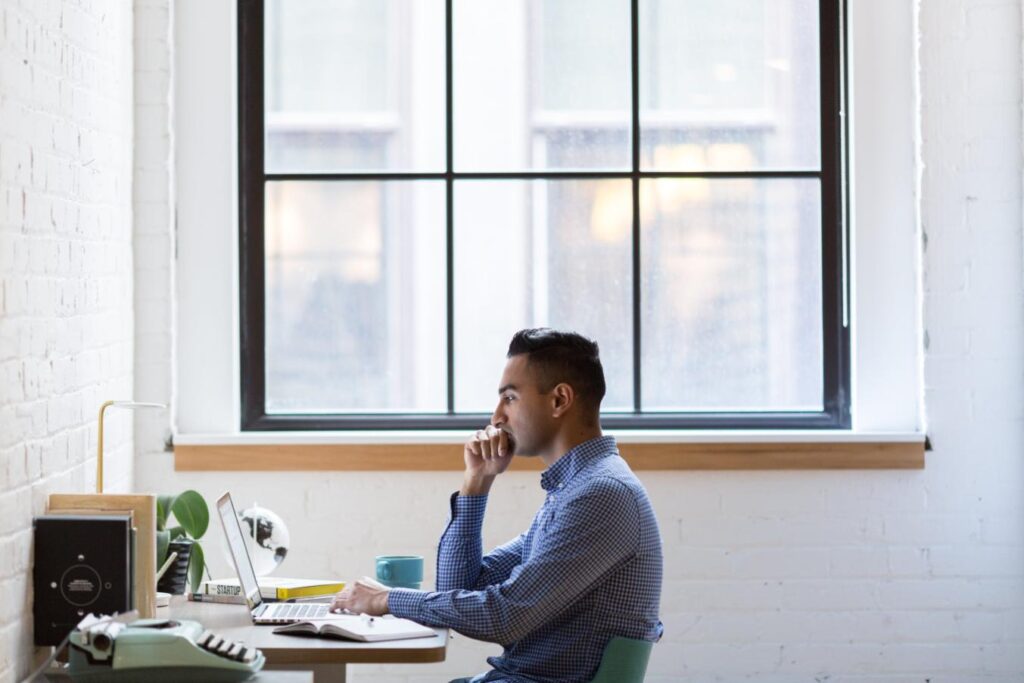 reservar mesa fija coworking